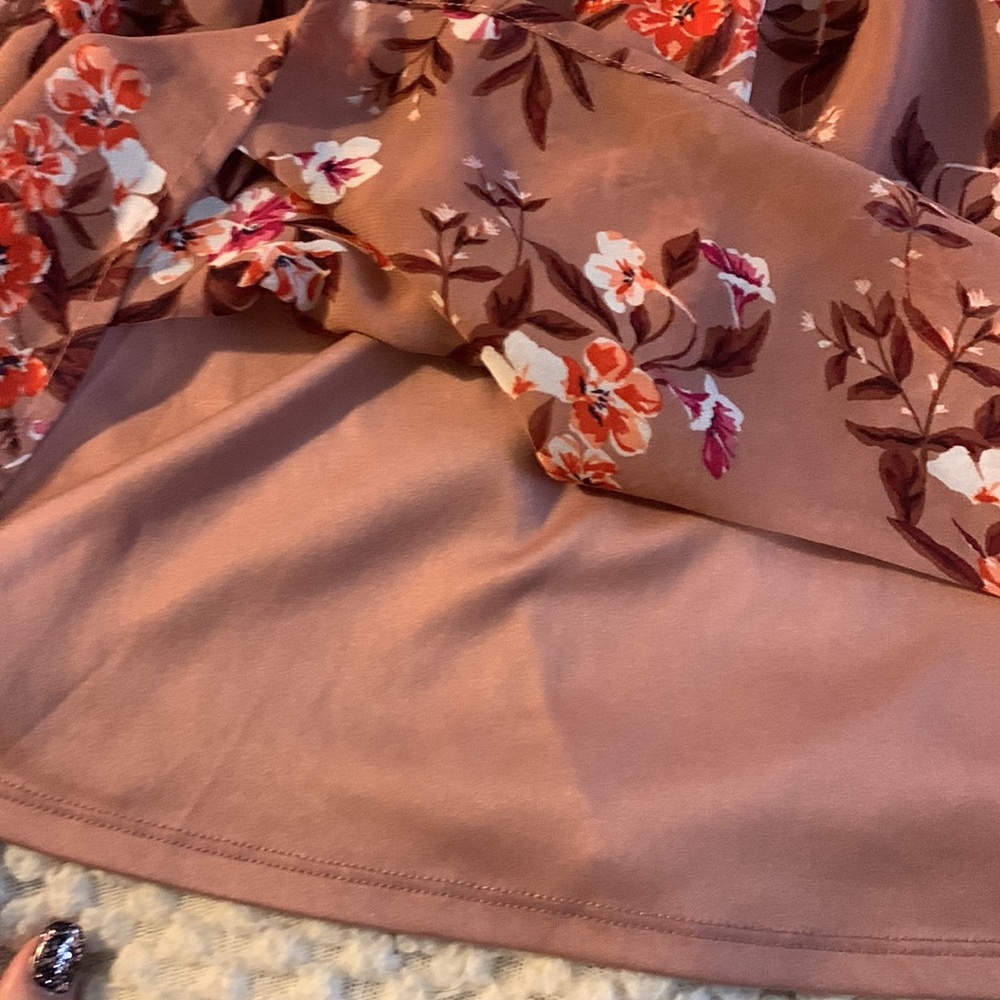 Super cute top - Picture 5 of 7